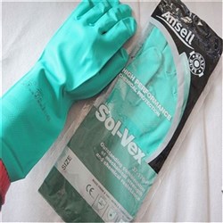 Ansell Gloves - Solvex - Nitrile - Non-Sterile - Powder Free - Size 9, 12-Pack