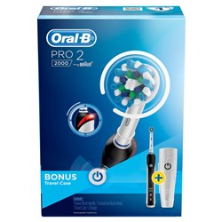 Oral B Electric Toothbrush - Pro 2000 - Black - Includes Travel Case